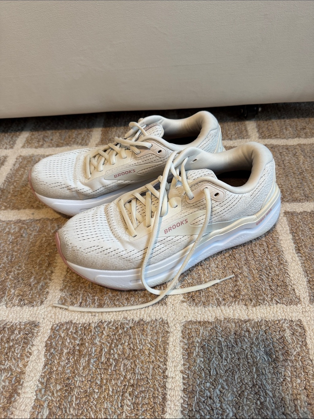 Brooks Neutral Running Shoes in Cream